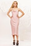 Rochie eleganta tip furou din material vaporos de culoare roz prafuit