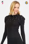 Bluza casual cu umeri bufanti si ornamente stralucitoare