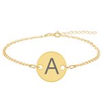 Lara – Bratara din argint 925 placat cu aur galben 24K personalizata cu initiala –  banut