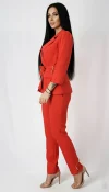 Compleu elegant corai format din doua piese cu sacou cambrat cu cordon