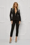 Compleu elegant negru prevazut cu broderie si pietre