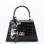 Geanta din piele naturala cu esarfa 8953 121 Negru