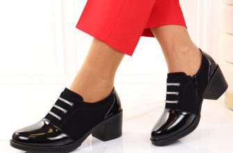 Pantofi cu toc patrat Azera