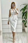 Rochie din tafta alba cu flori 3D