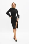 Rochie eleganta neagra cu croiala muata si slit pe picior