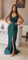 Rochie de ocazie lunga din tafta de culoare verde cu broderie in partea superioara