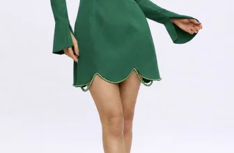 Rochie eleganta verde scurta cu decolteu drept