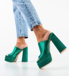 Saboti dama Hirst Verzi